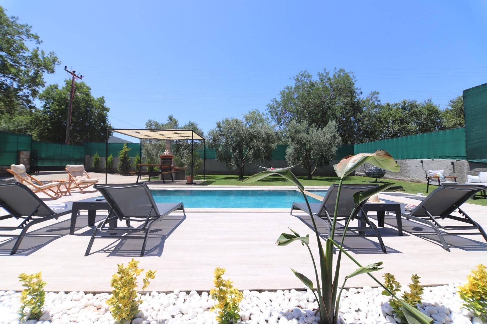 Muğla Fethiye'de Geniş Ailelere Uygun, Özel Havuzlu, Konforlu Villa-43185