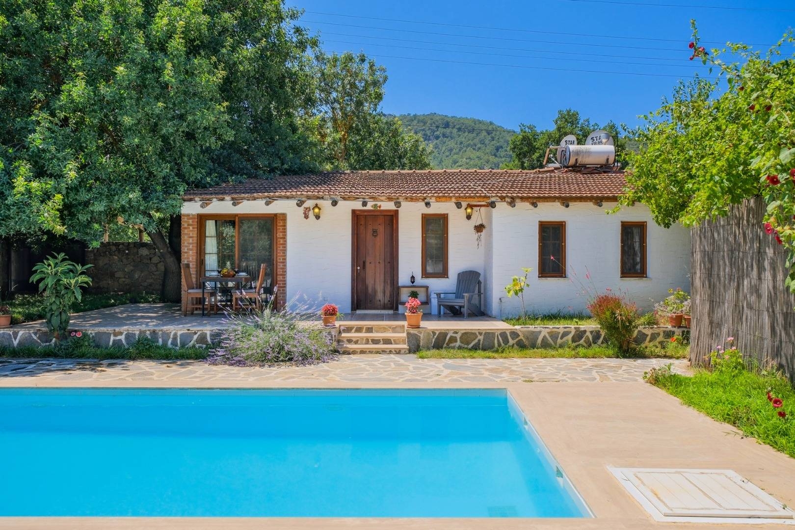 Fethiye Kayaköy'de Balayı Çiftlerine Uygun, Özel Havuzlu, Şık Villa