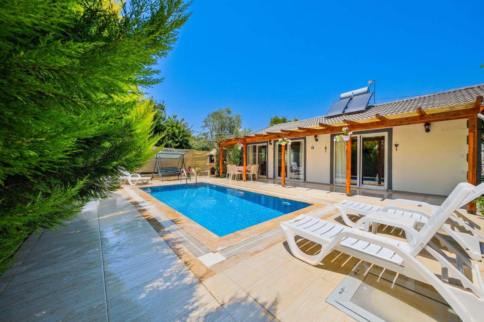 Fethiye Kayaköy'de Çekirdek Ailelere Uygun, Özel Havuzlu, Ferah Villa