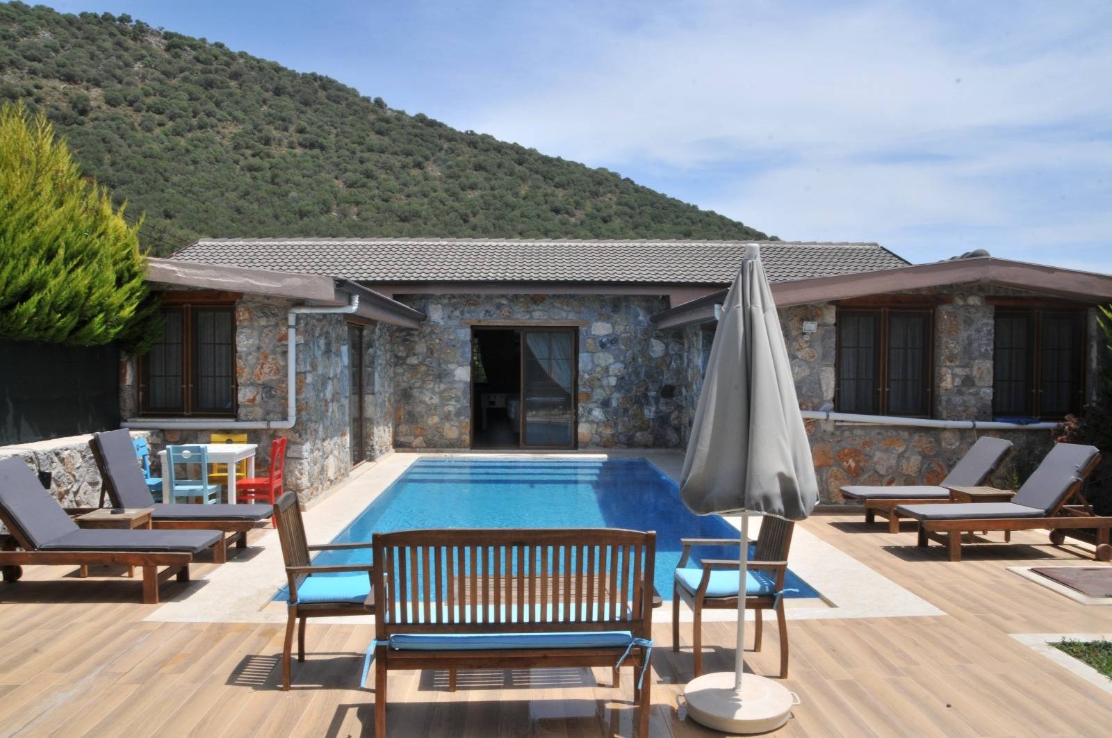 Fethiye Kayaköy'de Çekirdek Ailelere Uygun, Özel Havuzlu, Şık Villa