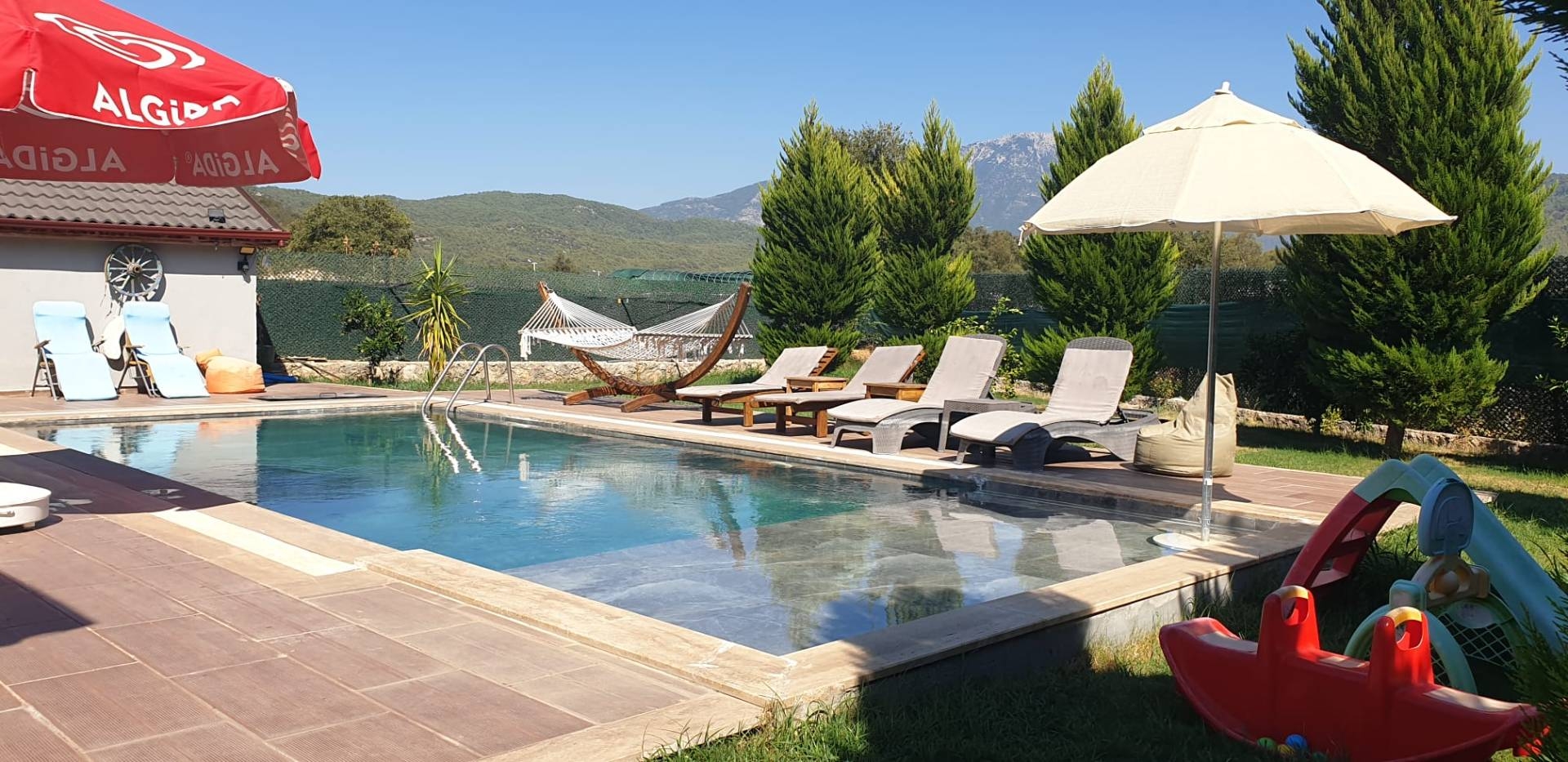 Fethiye Kayaköy'de Doğa İle İç İçe, Özel Havuzlu, Konforlu Villa