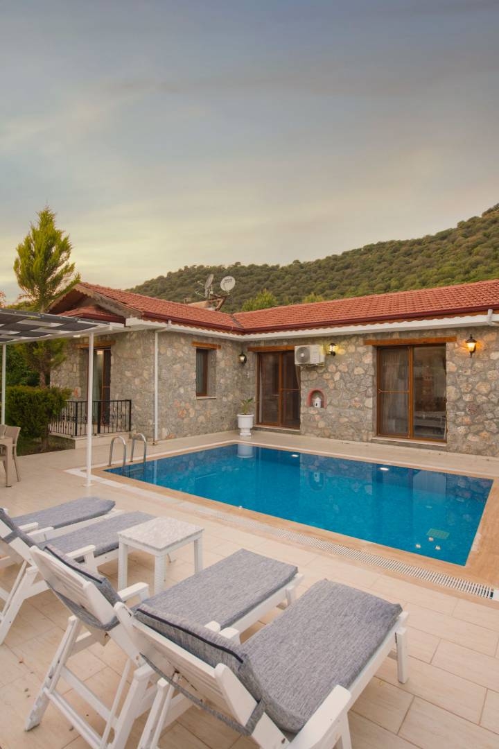 Fethiye Kayaköy'de Doğa İle İçiçe, Özel Havuzlu, Jakuzili Villa