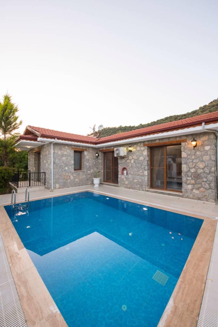 Fethiye Kayaköy'de Doğa İle İçiçe, Özel Havuzlu, Şık Villa-43097