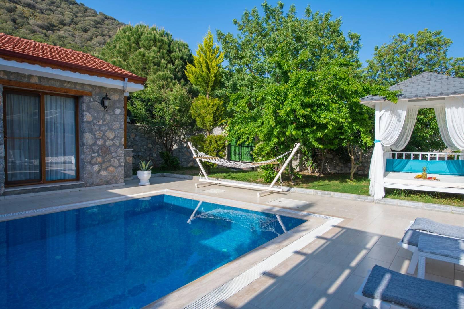 Fethiye Kayaköy'de Doğa İle İçiçe, Özel Havuzlu, Şık Villa-43097