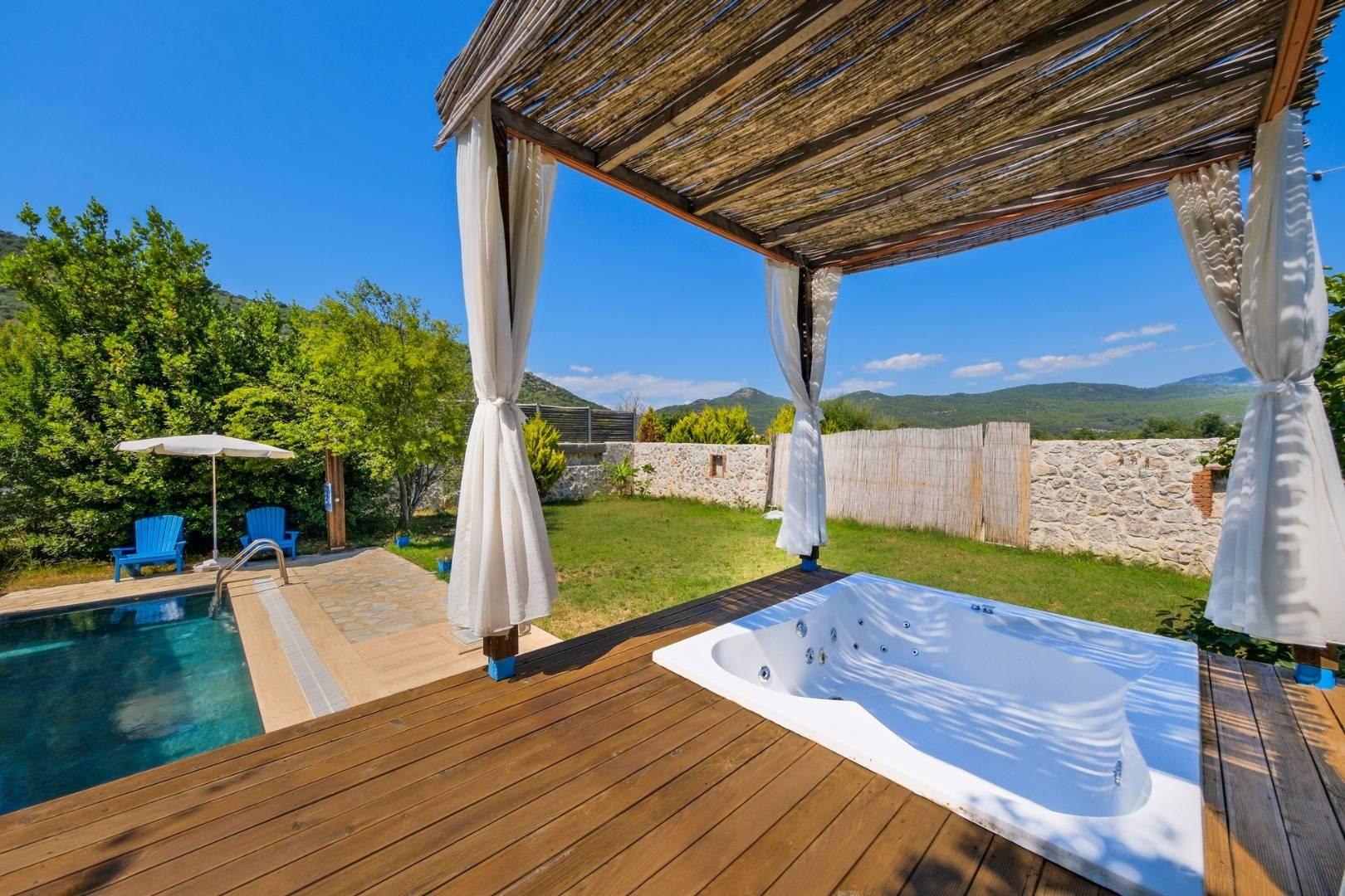Fethiye Kayaköy'de Doğayla İç İçe, Özel Havuzlu, Jakuzili Villa-41057