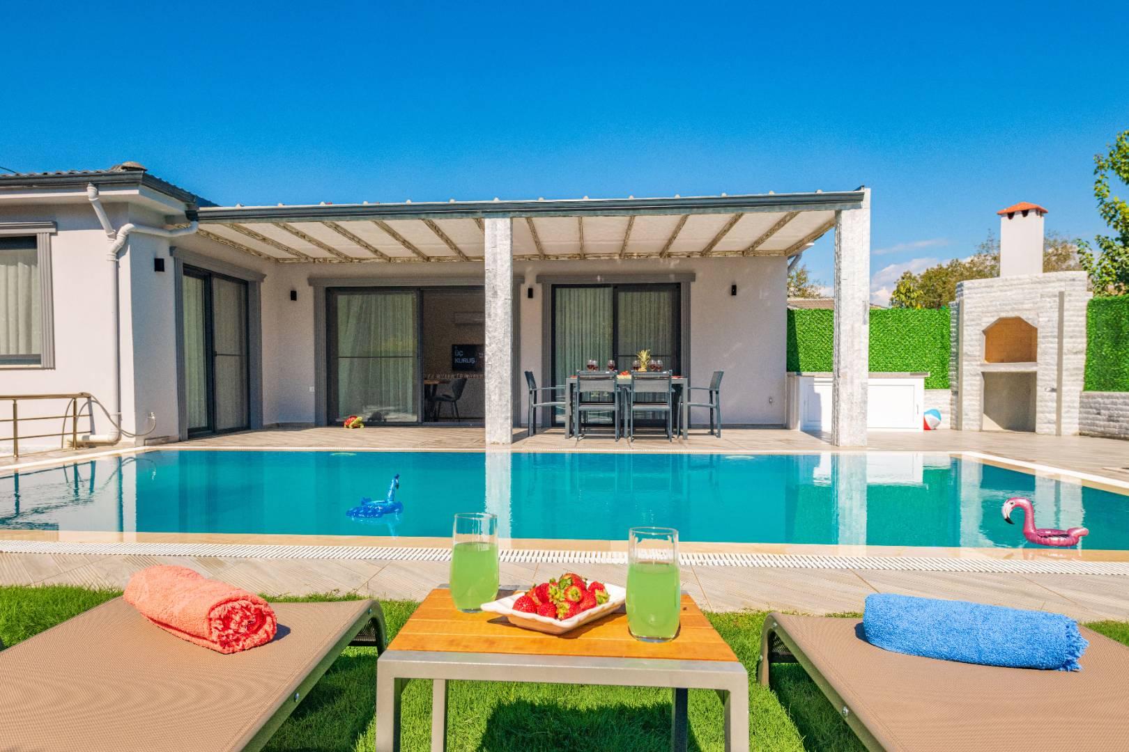 Fethiye Kayaköy'de Eşsiz Doğada, Özel Havuzlu, Şık Balayı Villası-23569