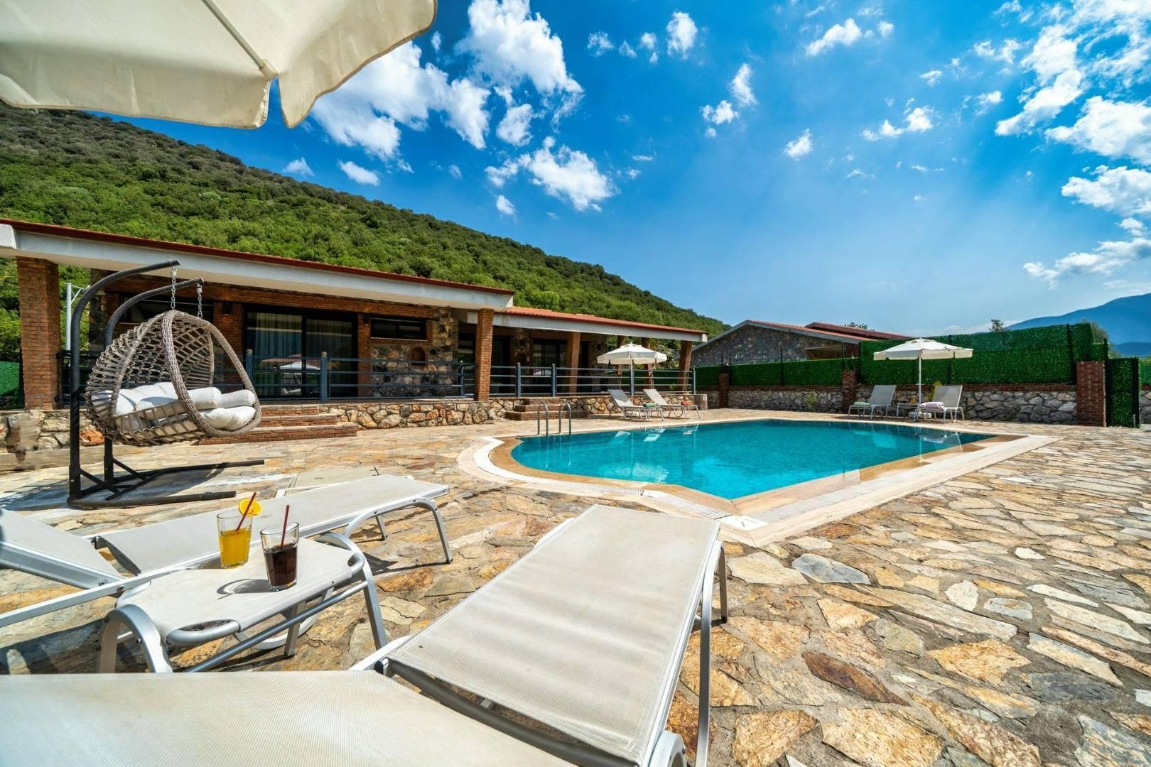 Fethiye Kayaköy'de Eşsiz Doğada, Özel Havuzlu, Kiralık Lüks Villa-21049