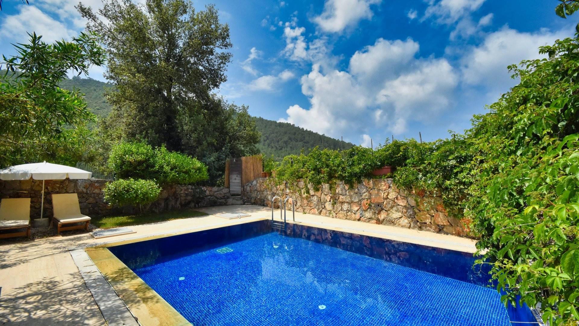 Fethiye Kayaköy'de Geniş Bahçeli, Özel Havuzlu, Kiralık Villa-41527