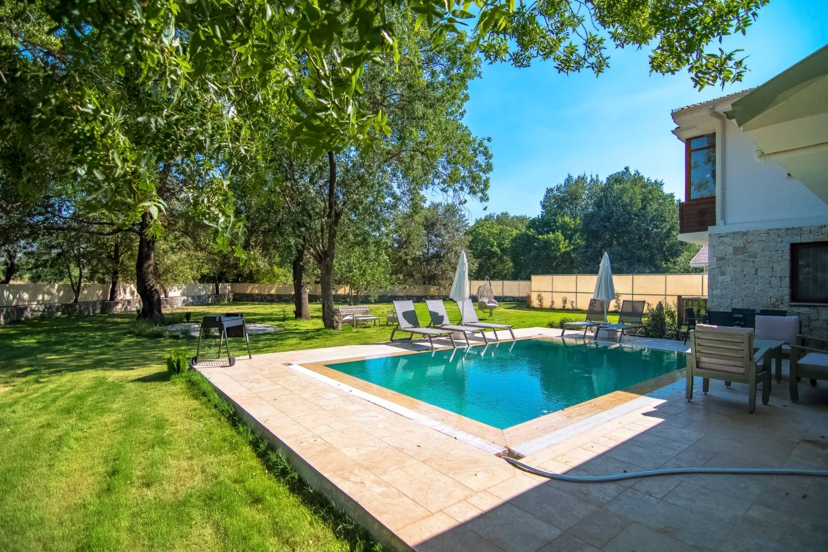Fethiye Kayaköy'de Otantik Tasarımlı, Özel Havuzlu, Bahçeli Villa