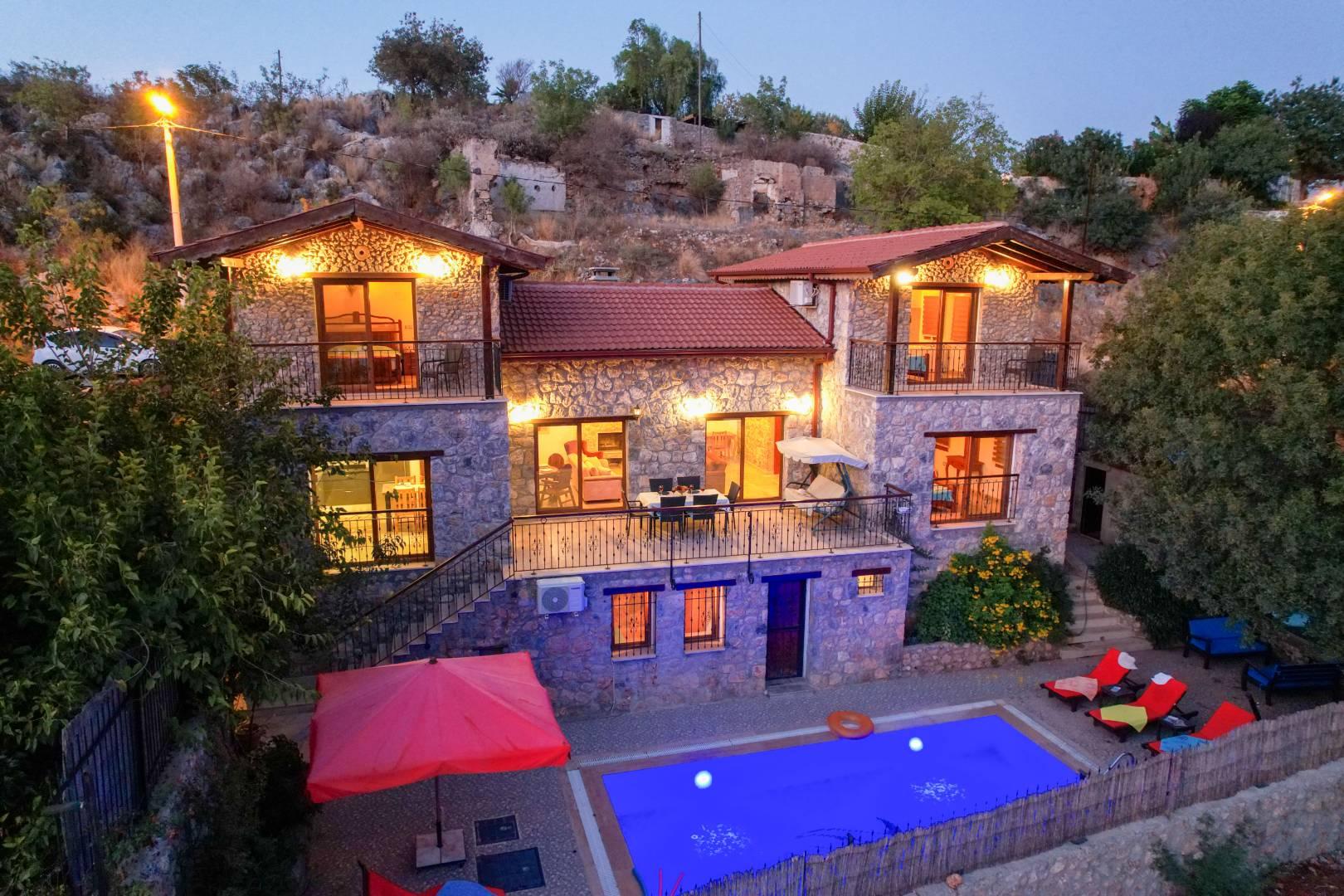 Fethiye Kayaköy'de Sakin Konumda, Özel Havuzlu, Jakuzili, Taş Villa-42661