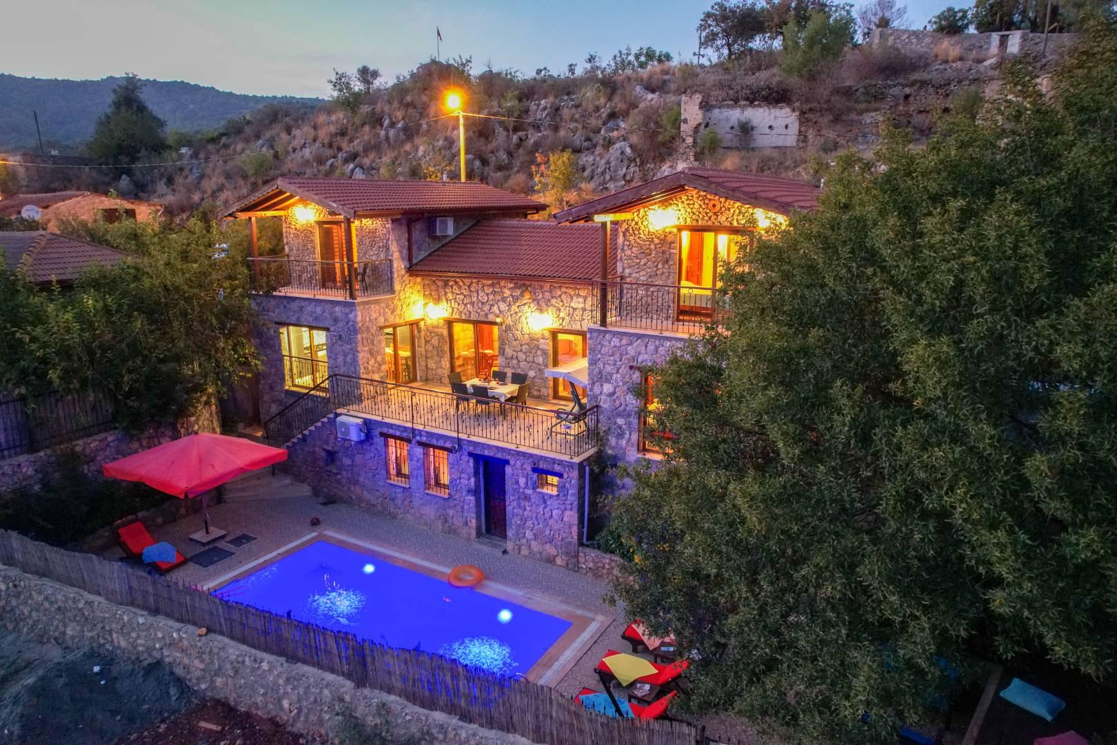 Fethiye Kayaköy'de Sakin Konumda, Özel Havuzlu, Jakuzili, Taş Villa-42661