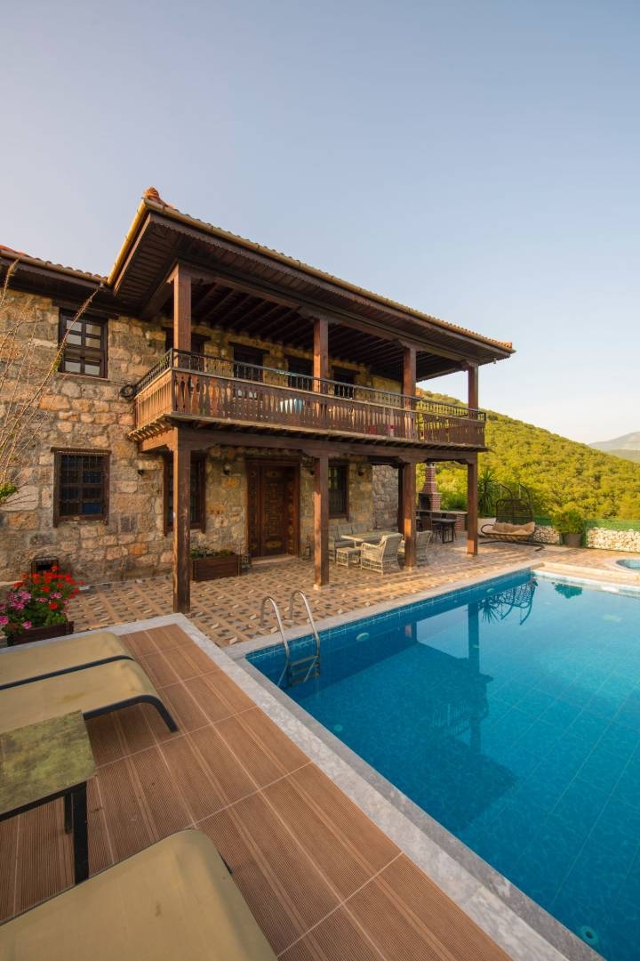 Fethiye Kayaköy'de Şehirden Uzakta, Özel Havuzlu, Taş Villa
