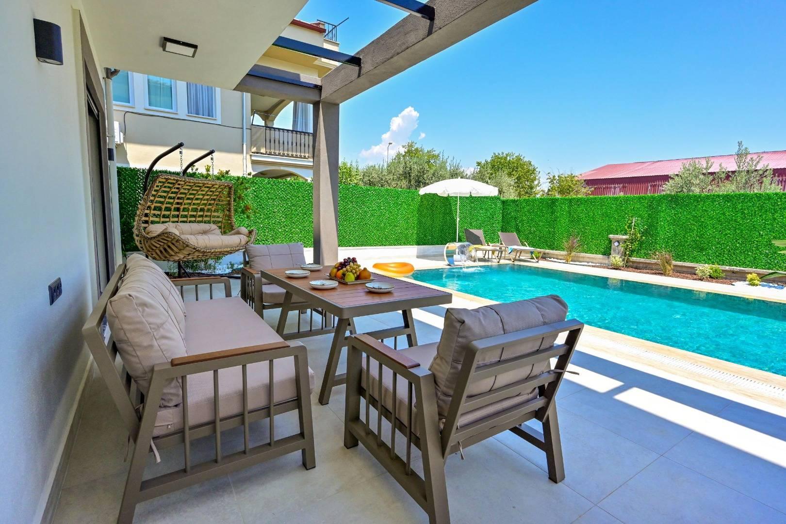 Fethiye Babataşı'nda Merkezi Konumda, Özel Havuzlu, Kiralık Villa-39757