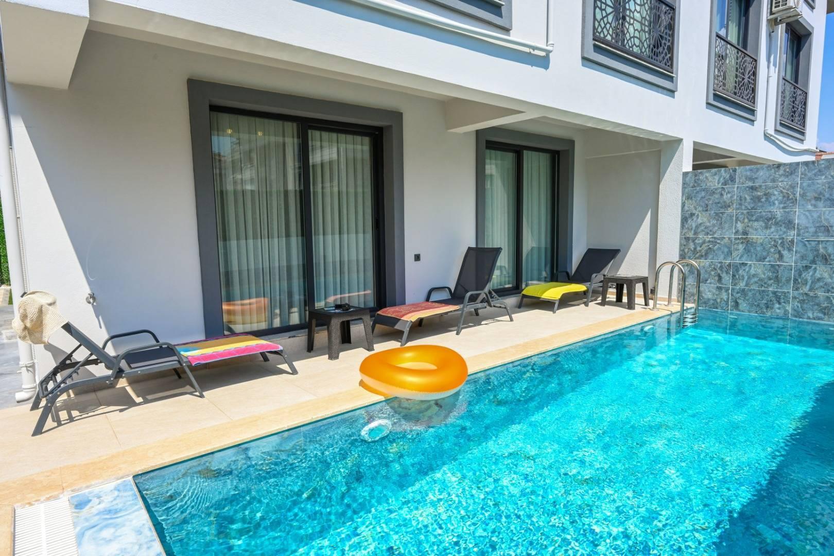 Fethiye Babataşı'nda 6 Kişi Kapasiteli, Özel Havuzlu, Şık Villa-41778