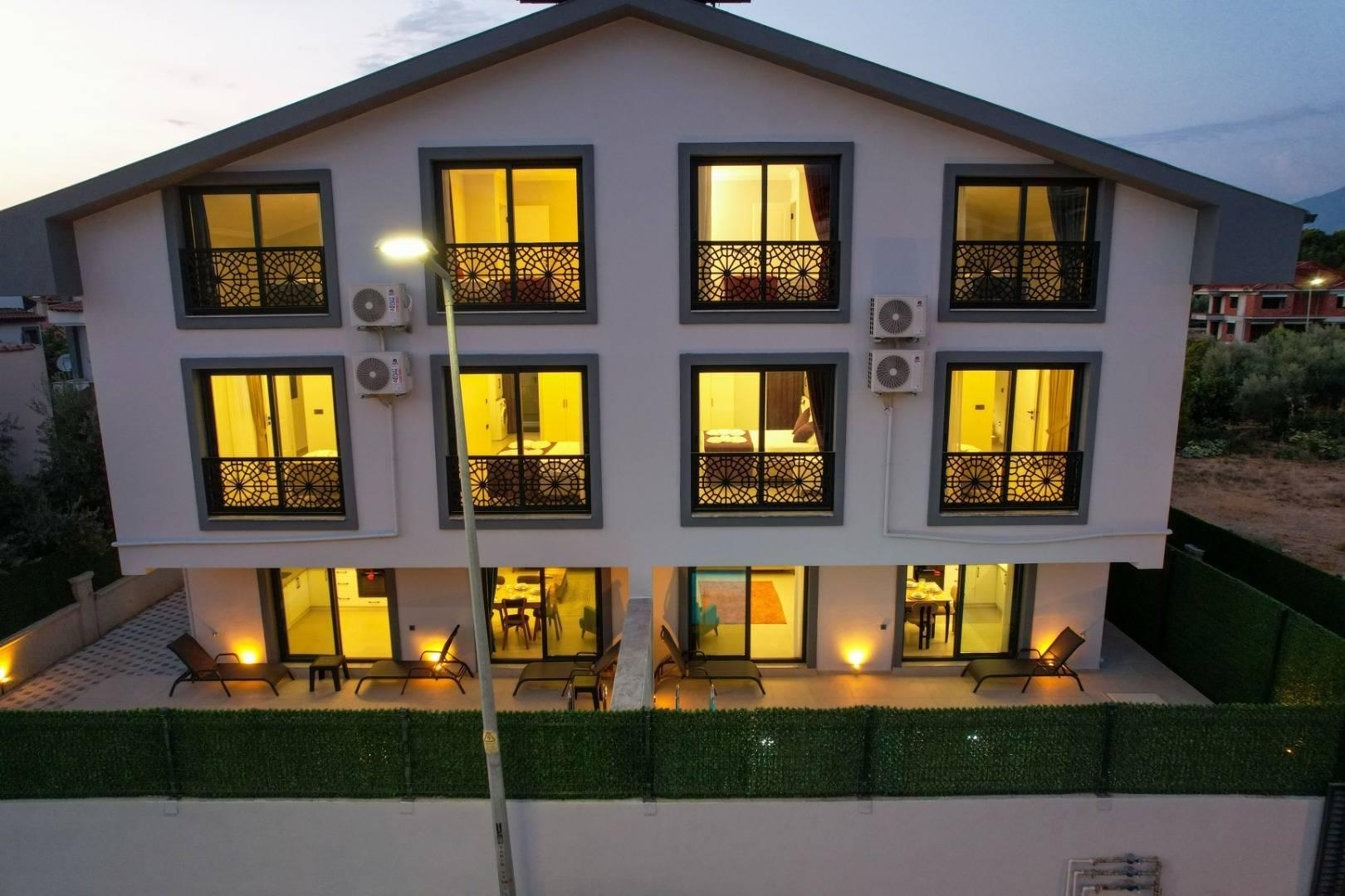 Fethiye Babataşı'nda Şehrin Kalbinde, Özel Havuzlu, Şık Villa-41779