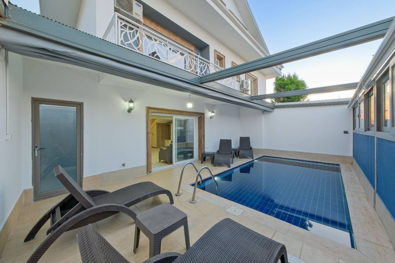 Fethiye Babataşı'nda Merkeze Yakın, Özel Havuzlu, 6 Kişilik Villa-42026