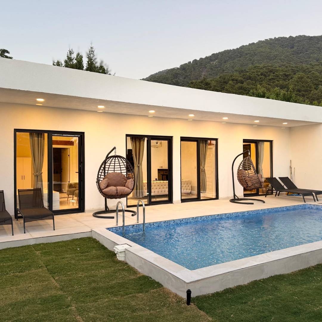 Fethiye Nif'te Şehirden Uzakta, Özel Havuzlu, Jakuzili Villa