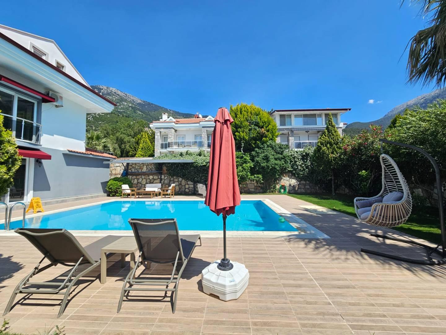 Fethiye Ölüdeniz'de Sakin Konumda, Özel Havuzlu, Ferah Villa-42662