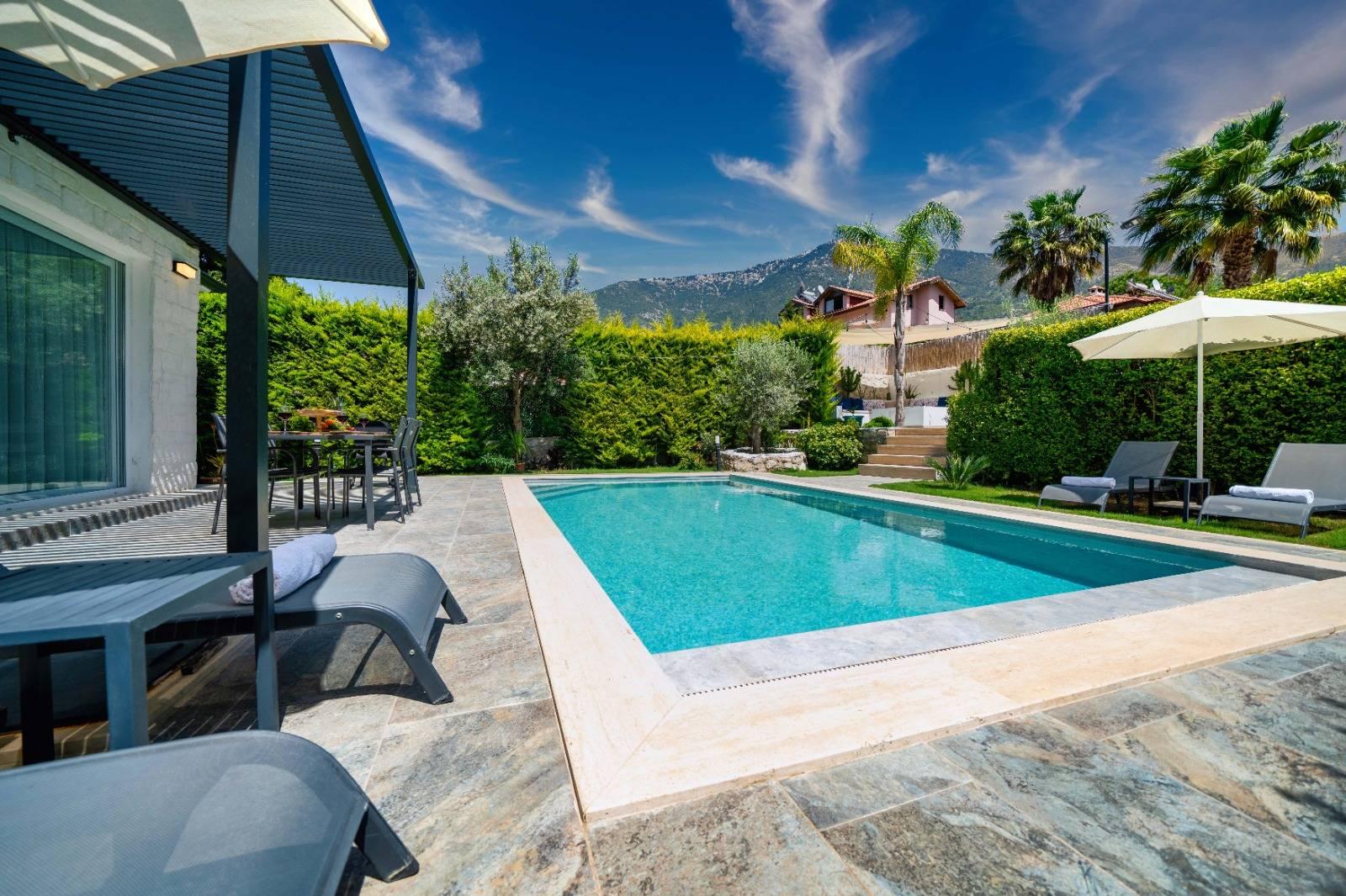 Fethiye Ölüdeniz'de Sakin Konumda, Özel Havuzlu, Ferah Villa-41846