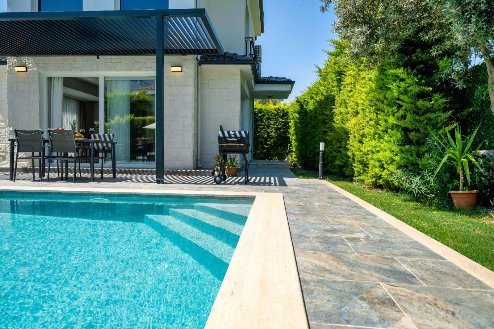 Fethiye Ölüdeniz'de Sakin Konumda, Özel Havuzlu, Ferah Villa-41846