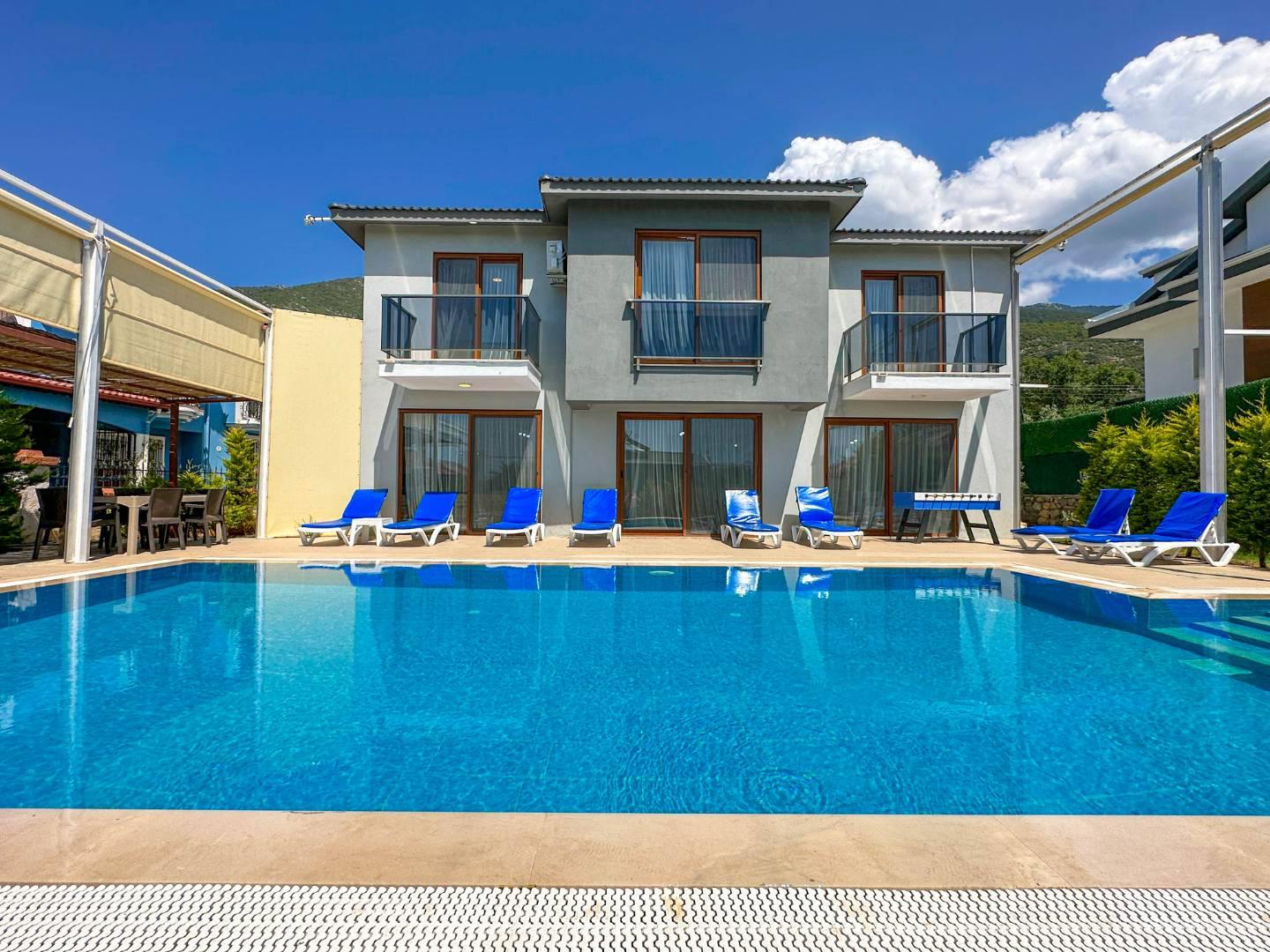 Fethiye Ölüdeniz'de Doğa İçerisinde, Özel Havuzlu, 8 Kişilik Villa-42256