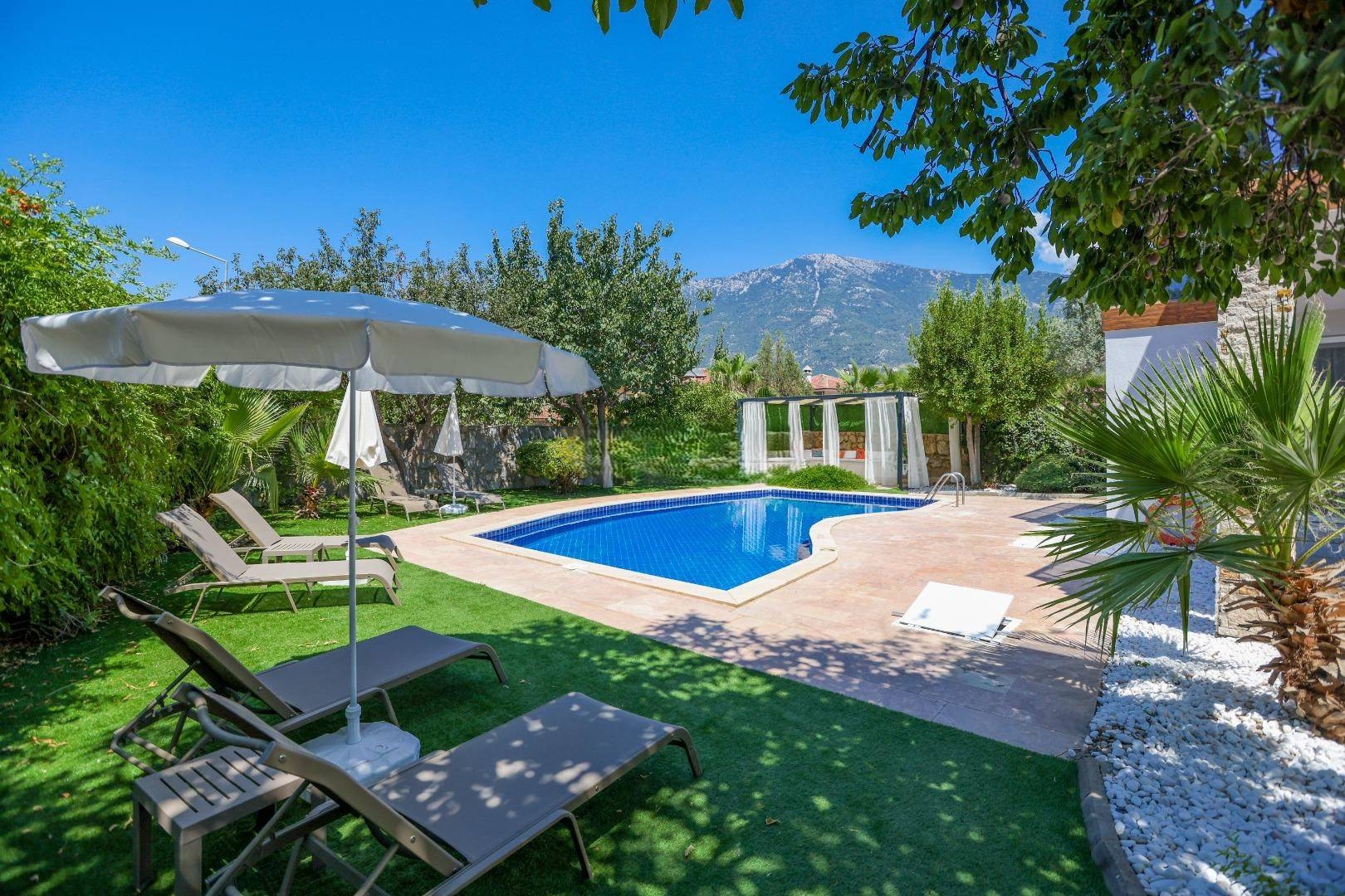 Fethiye Ölüdeniz'de Doğa İçerisinde, Özel Havuzlu, Bahçeli Villa