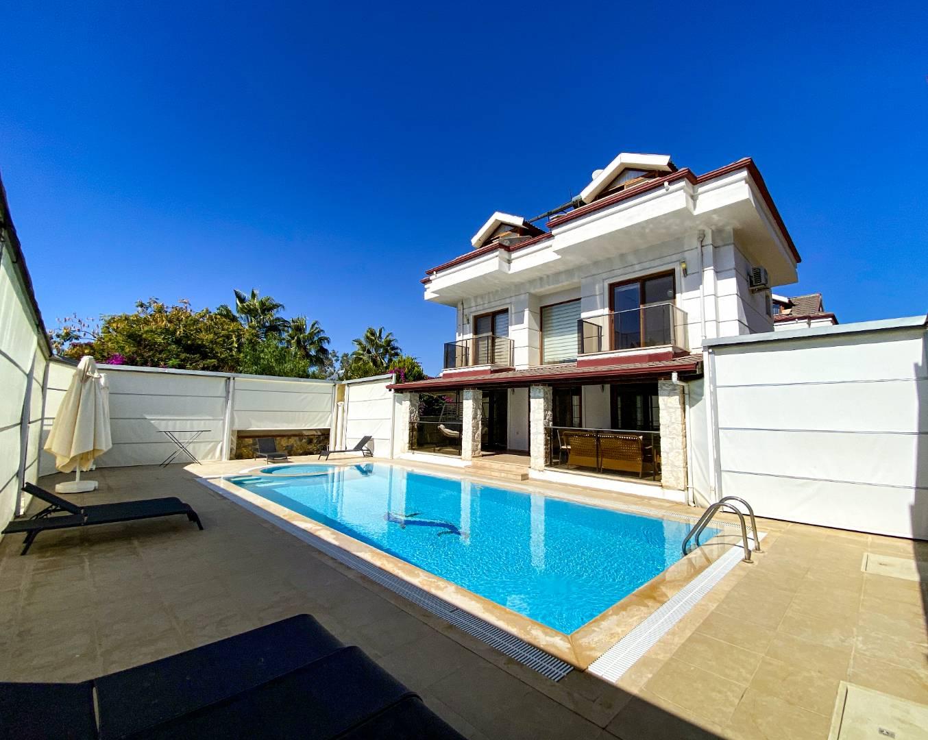 Fethiye Ölüdeniz'de Doğayla Baş Başa, Özel Havuzlu, 8 Kişilik Villa-42266