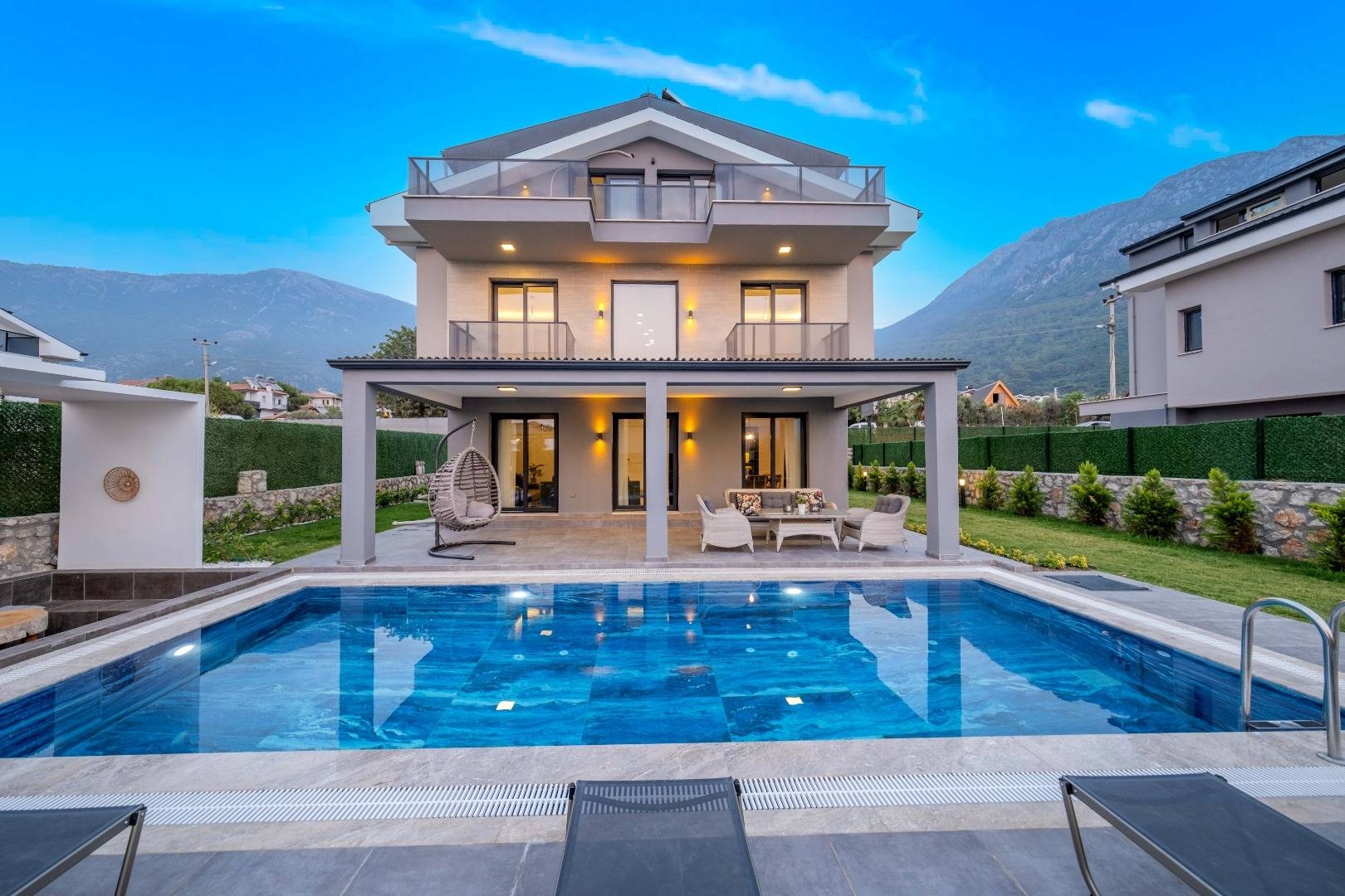 Fethiye Ölüdeniz'de Doğayla Baş Başa, Özel Havuzlu, Konforlu Villa