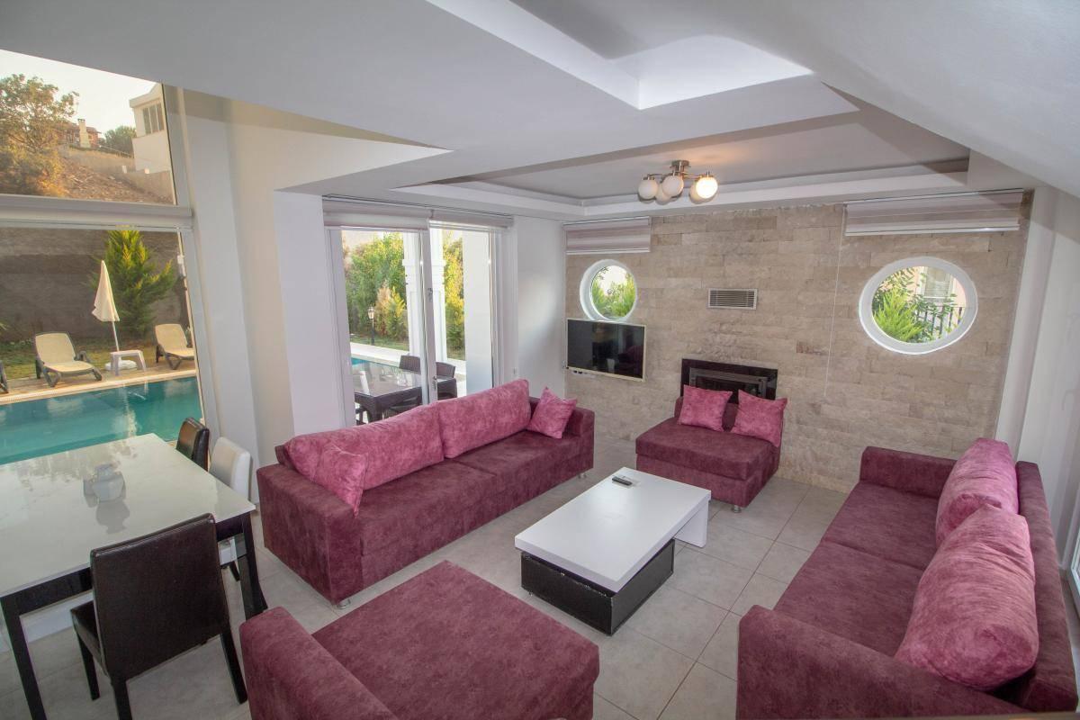 Fethiye Ölüdeniz'de Elverişli Konumda, Özel Havuzlu, Konforlu Villa-43108