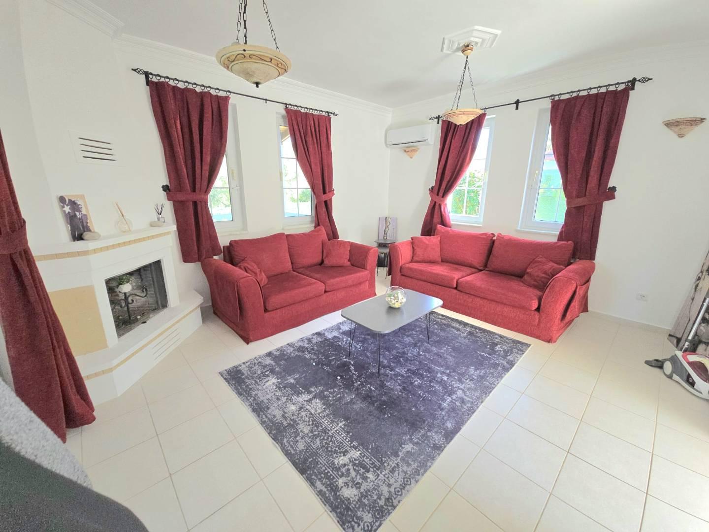 Fethiye Ölüdeniz'de Geniş Ailelere Uygun, Özel Havuzlu, 4+1 Villa-42616