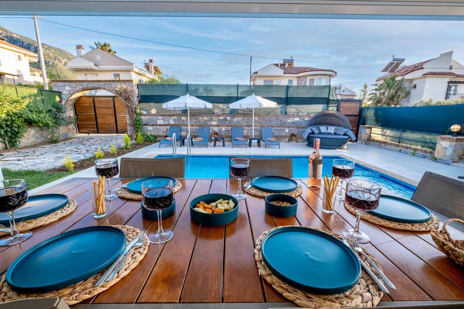 Fethiye Ölüdeniz'de Geniş Ailelere Uygun, Özel Havuzlu, Geniş Villa-41898