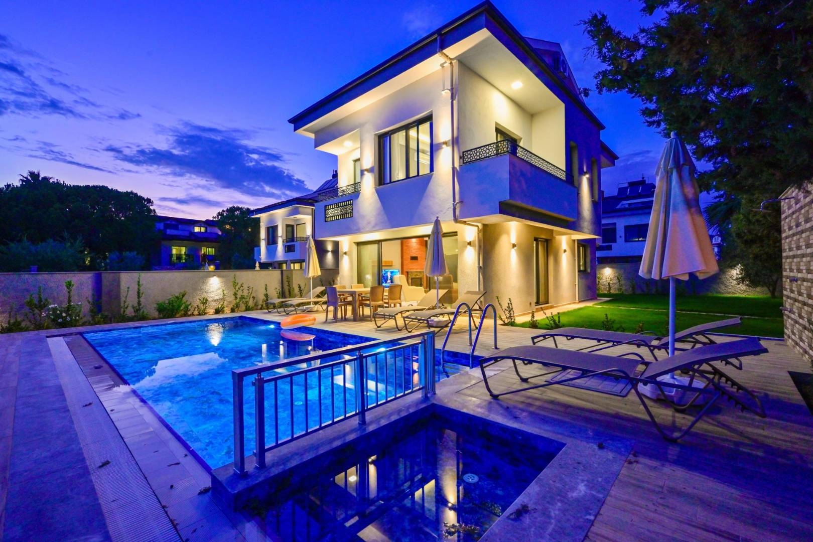 Fethiye Ölüdeniz'de Geniş Ailelere Uygun, Özel Havuzlu, Konforlu Villa