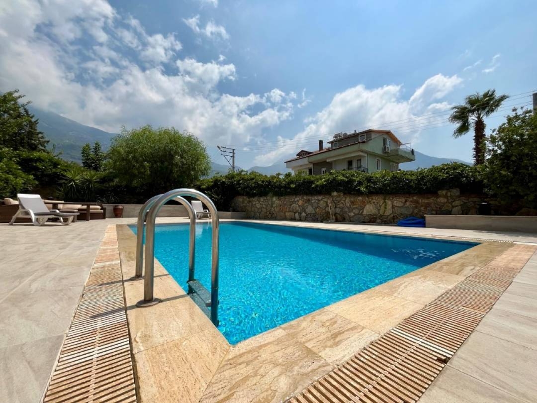 Fethiye Ölüdeniz'de Geniş Ailelere Uygun, Özel Havuzlu, Konforlu Villa