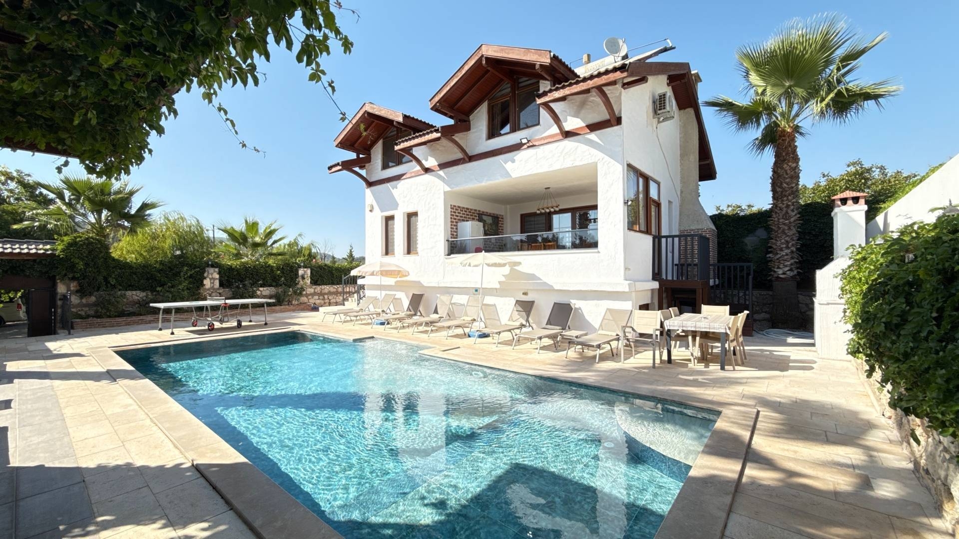 Fethiye Ölüdeniz'de Geniş Ailelere Uygun, Özel Havuzlu, Nezih Villa