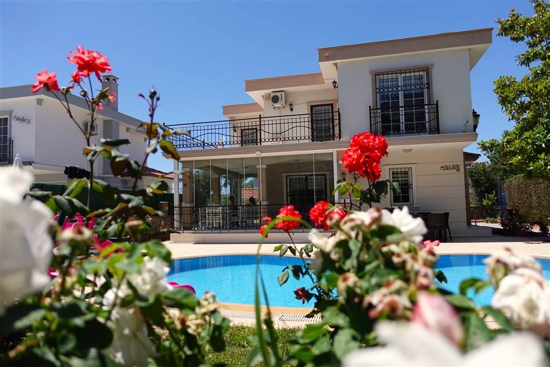 Fethiye Ölüdeniz'de Geniş Alanlı, Özel Havuzlu, Konforlu Şık Villa-41883