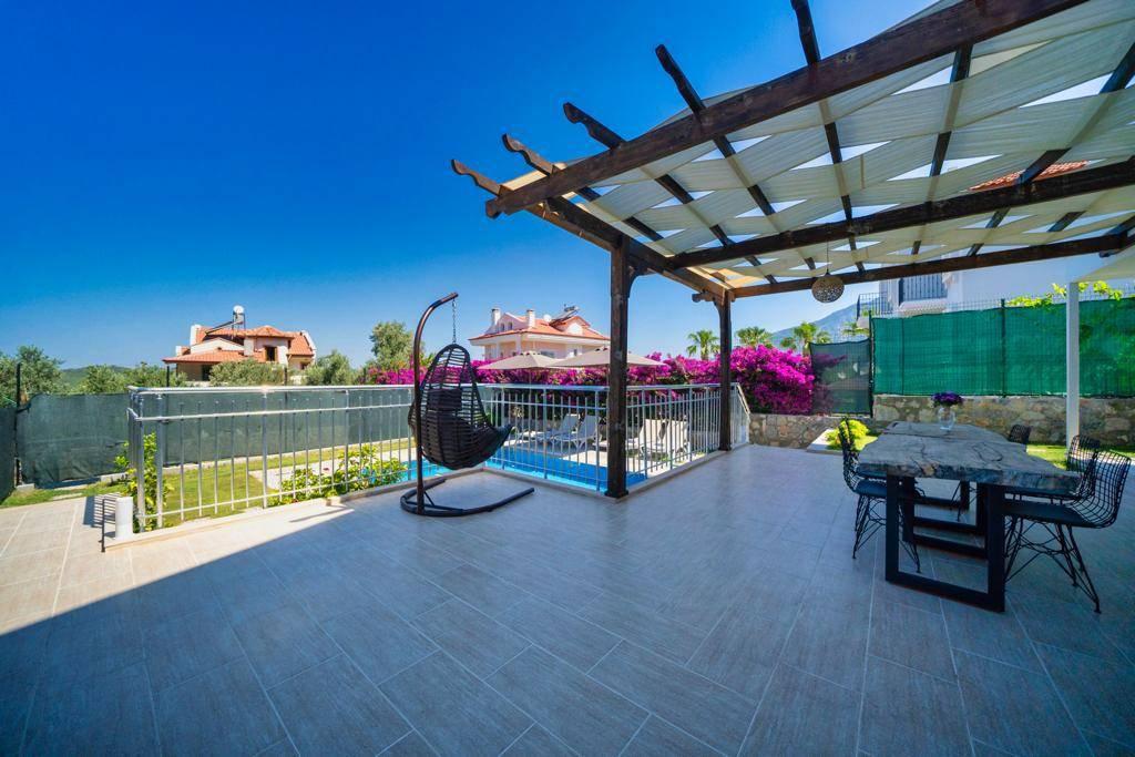 Fethiye Ölüdeniz'de Geniş Alanlara Sahip, Özel Havuzlu, Şık Villa-42333