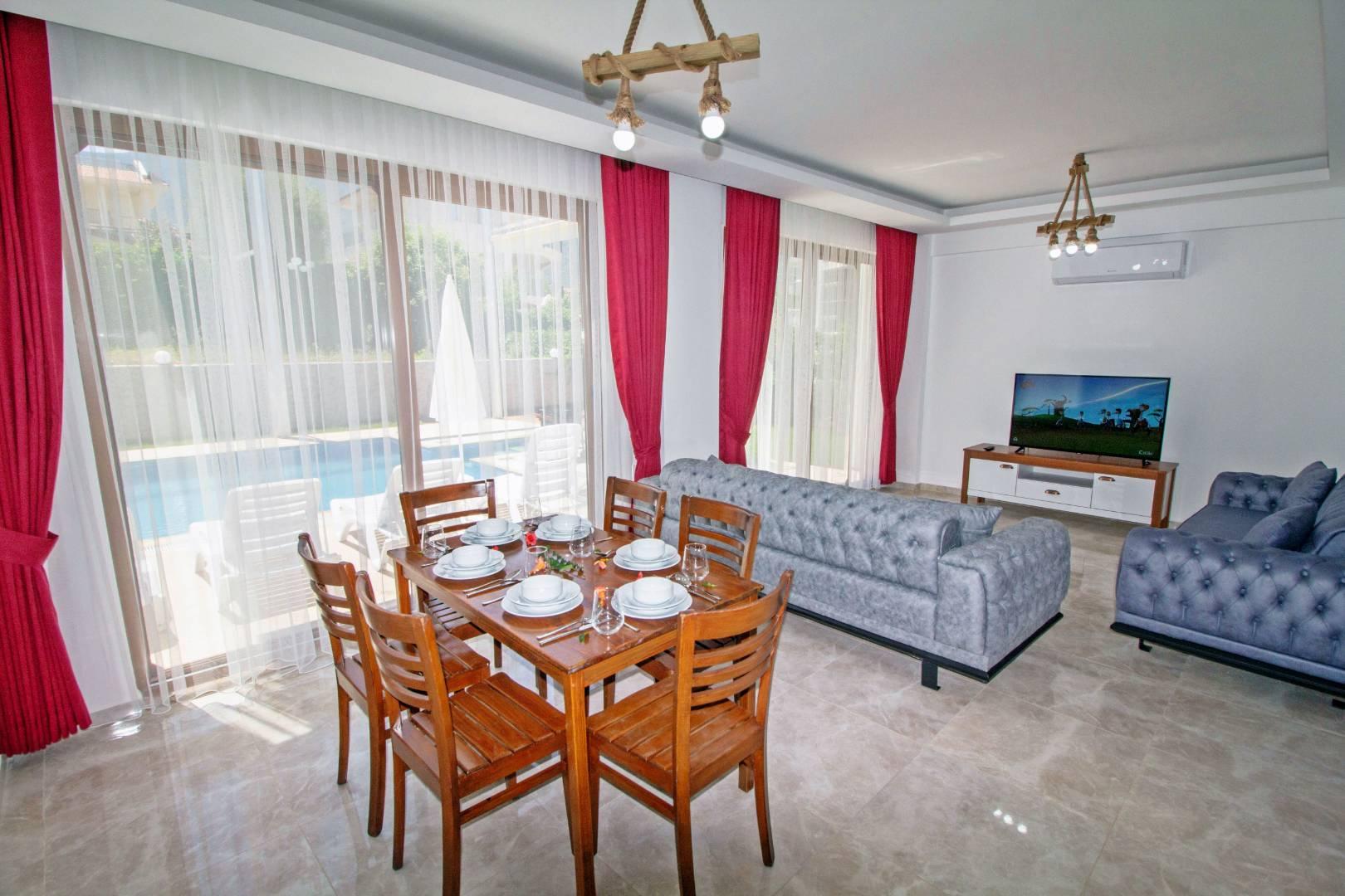 Fethiye Ölüdeniz'de Geniş Bahçeli, Özel Havuzlu, 8 Kişilik Villa-42247