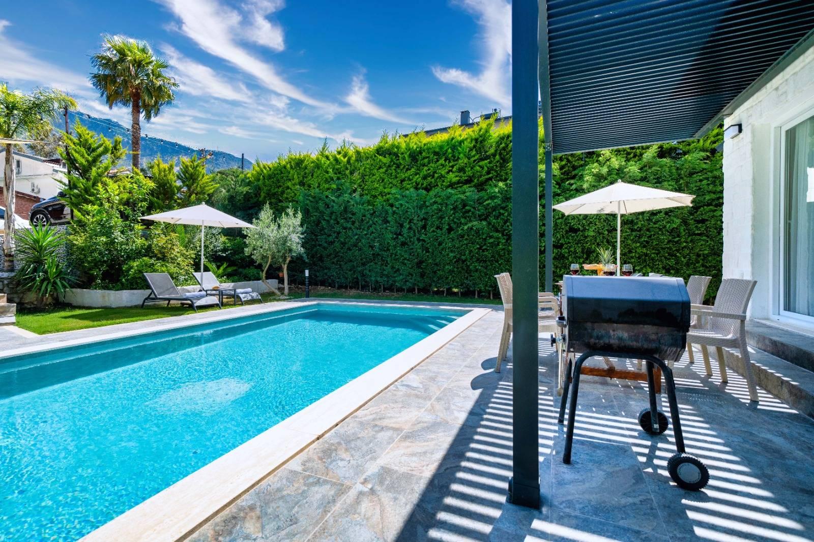 Fethiye Ölüdeniz'de Huzurlu Doğada, Özel Havuzlu, 4 Kişilik Villa-41850