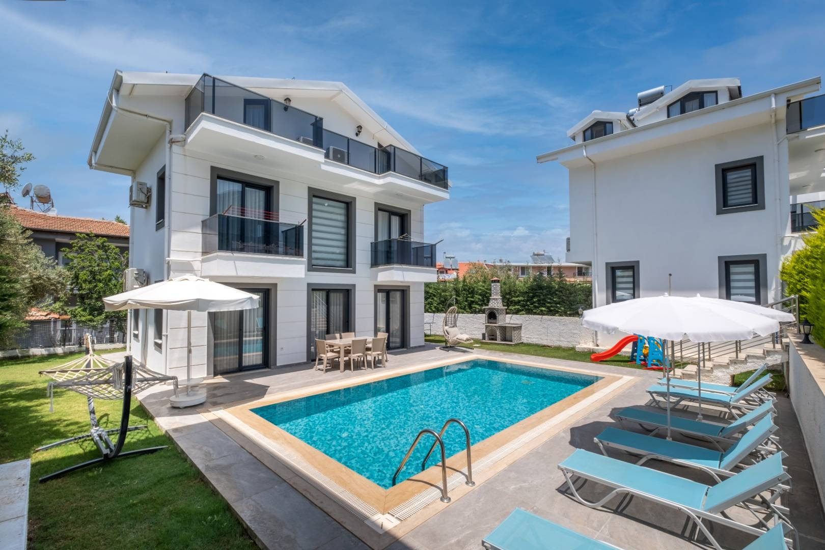 Fethiye Ölüdeniz'de Kalabalık Ailelere Uygun, Özel Havuzlu, 4+1 Villa