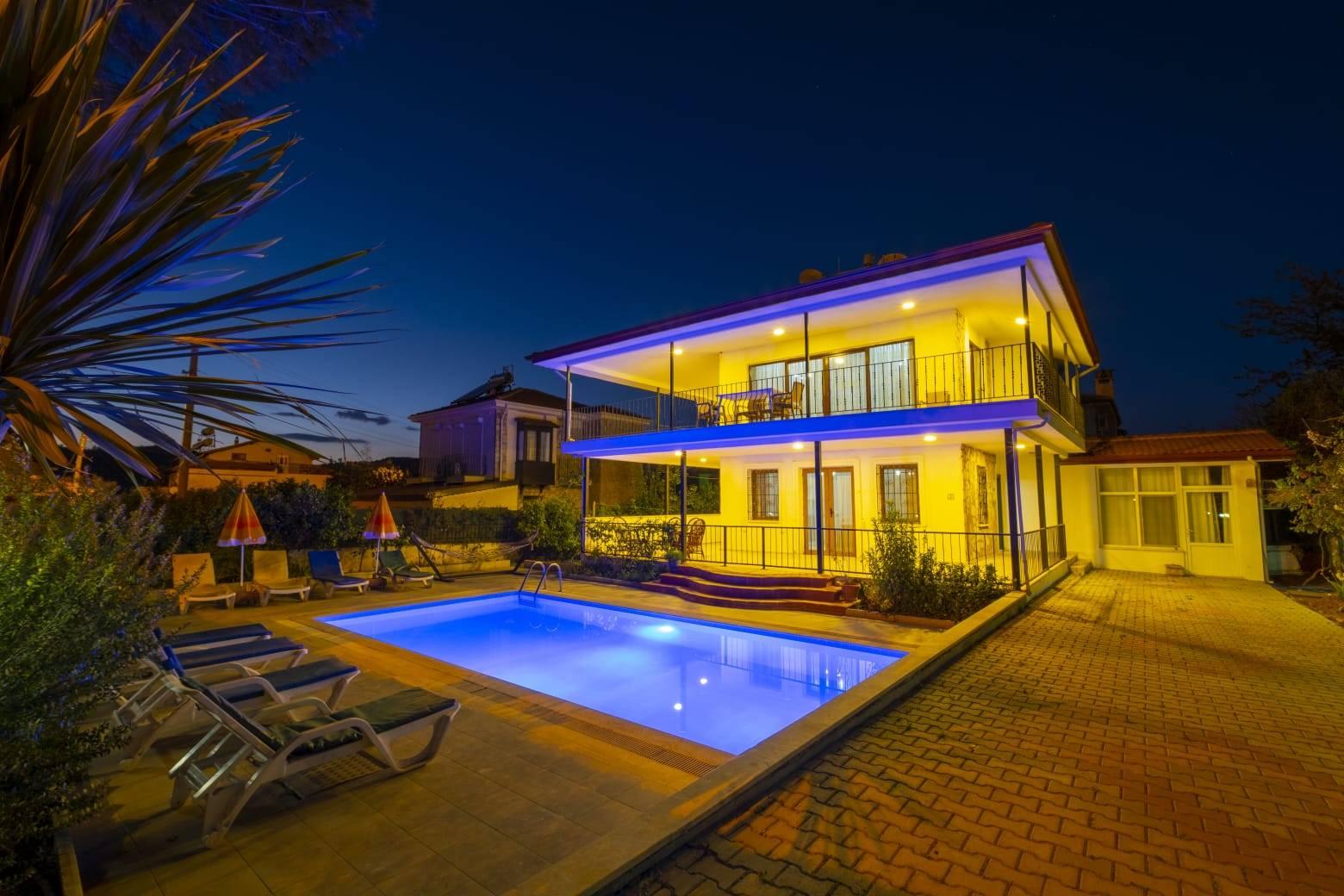 Fethiye Ölüdeniz'de Kalabalık Ailelere Uygun, Özel Havuzlu, 5+1 Villa-41899