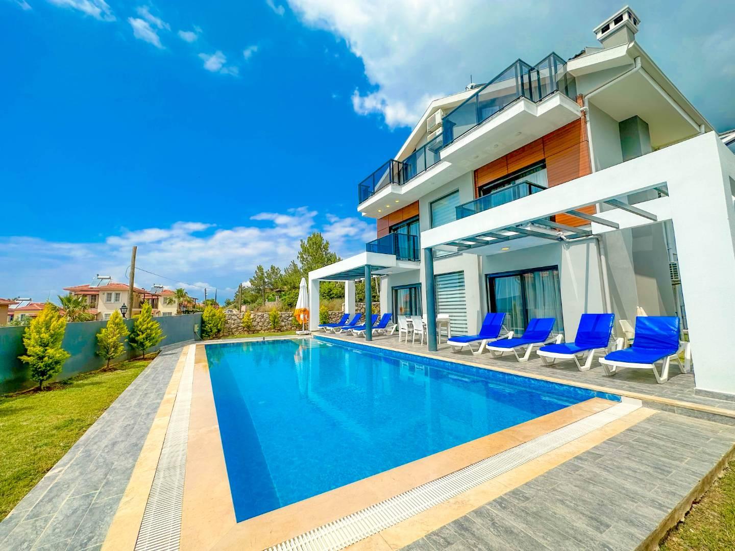 Fethiye Ölüdeniz'de Kalabalık Ailelere Uygun, Özel Havuzlu, Lüks Villa-42263