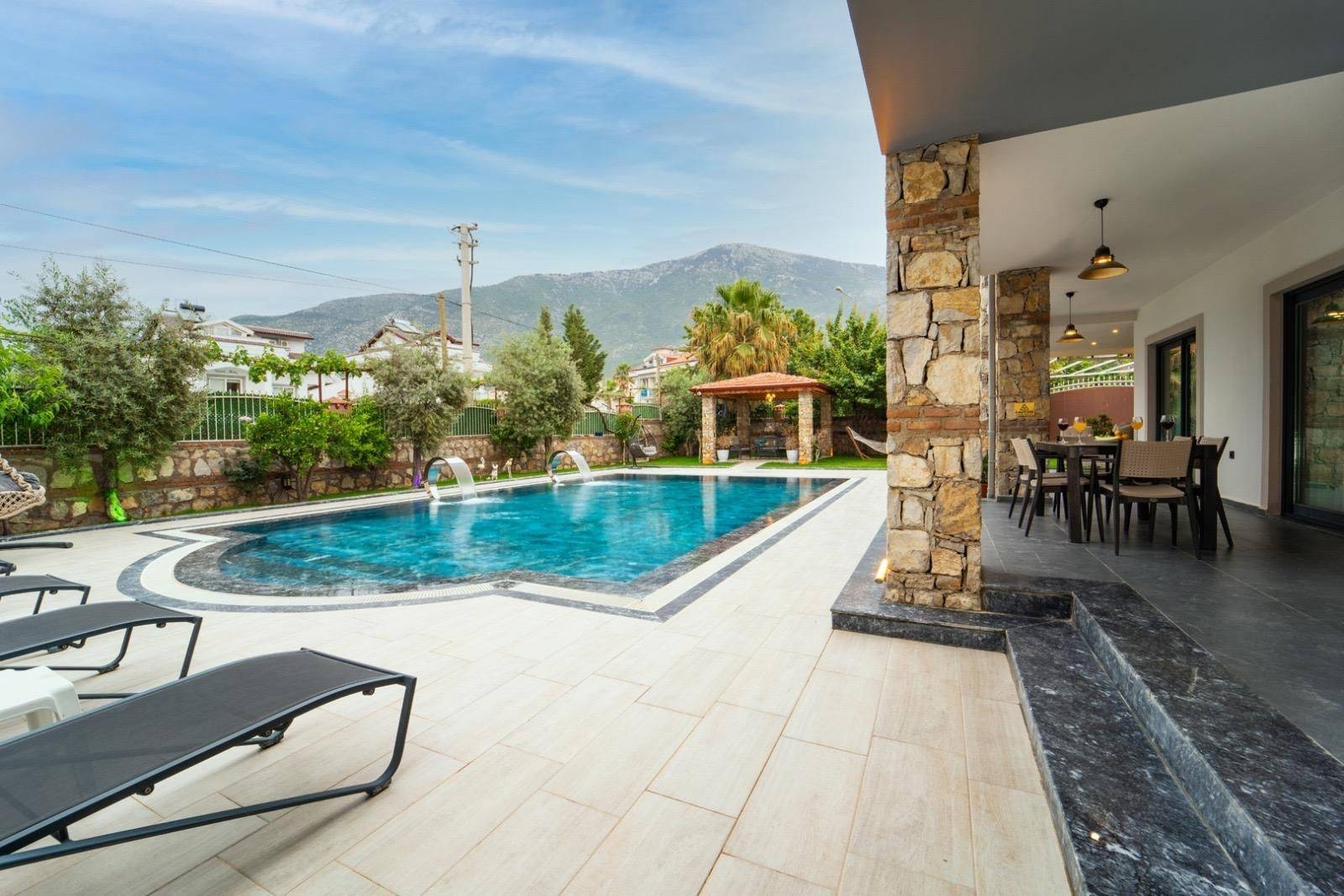 Fethiye Ölüdeniz'de Kalabalık Ailelere Uygun, Özel Havuzlu, Lüks Villa