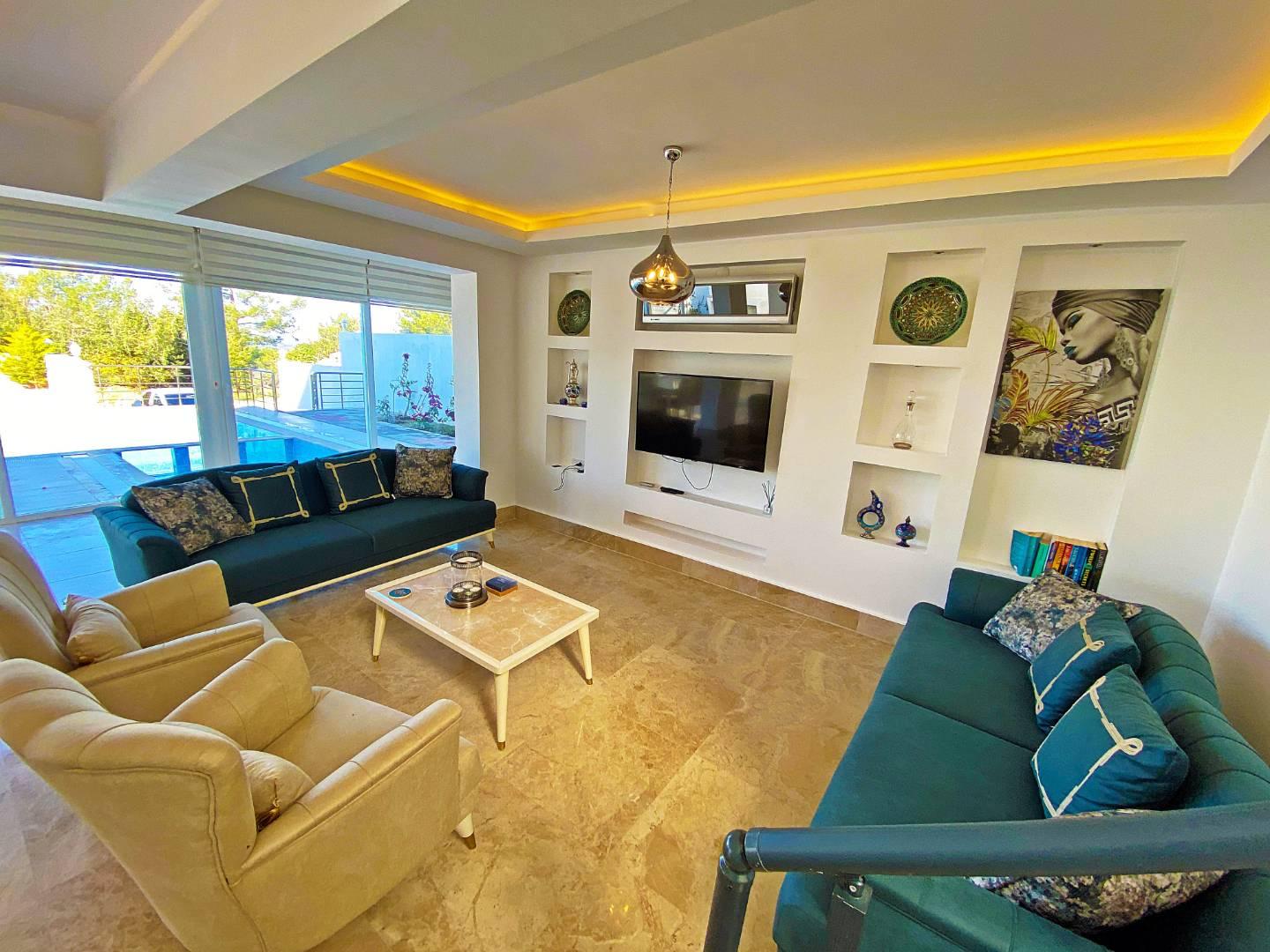 Fethiye Ölüdeniz'de Merkezi Konumda, Özel Havuzlu, Geniş Villa-43104