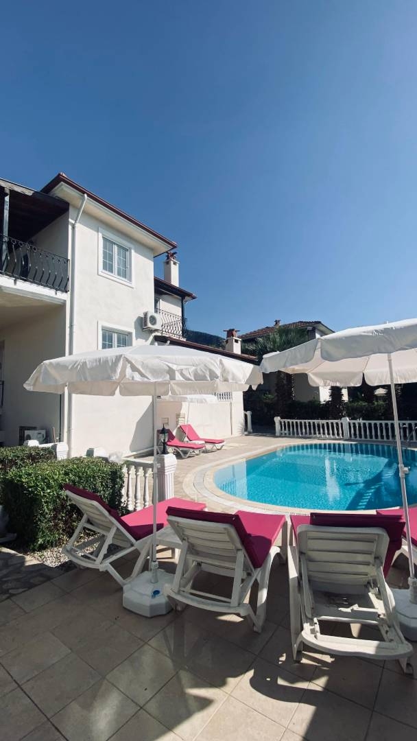 Fethiye Ölüdeniz'de Merkezi Konumda, Özel Havuzlu, Lüks Villa