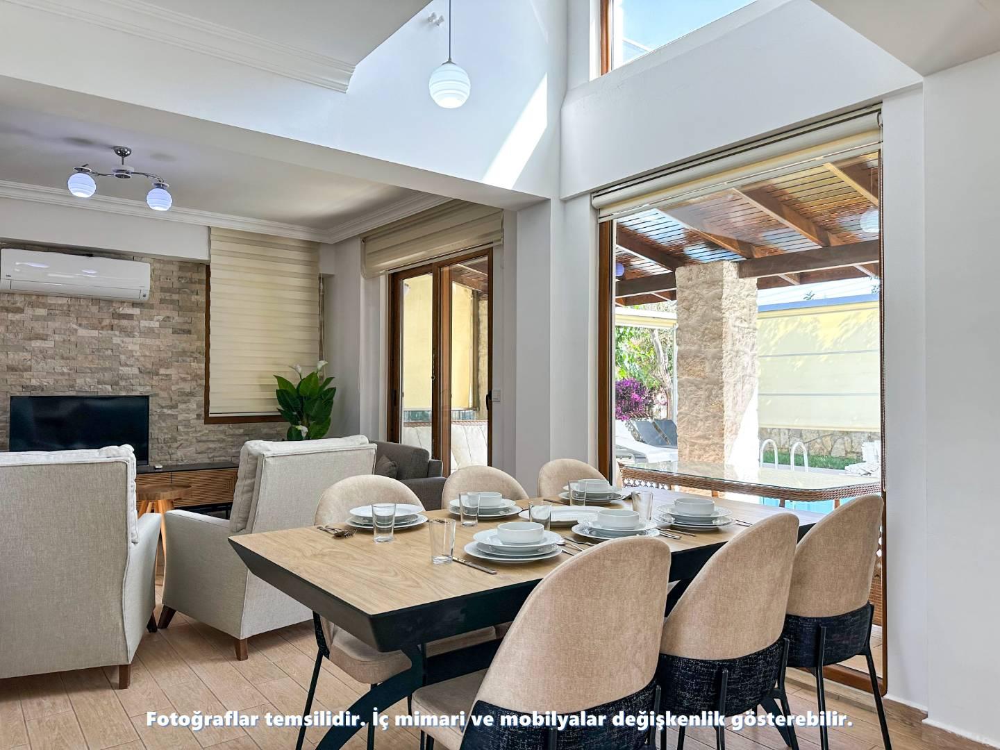 Fethiye Ölüdeniz'de Merkezi Konumda, Özel Havuzlu, Şık Villa-43329