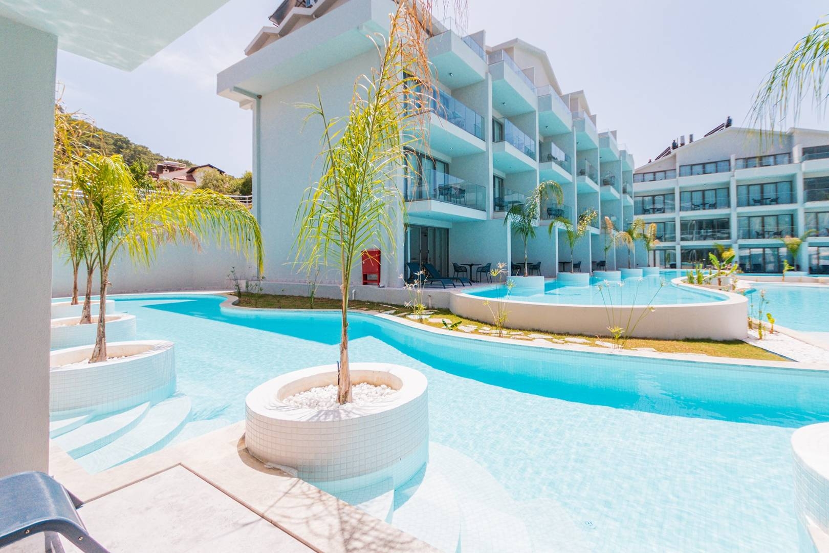 Fethiye Ölüdeniz'de Modern Tasarımlı, Ortak Havuzlu, Konforlu Oda