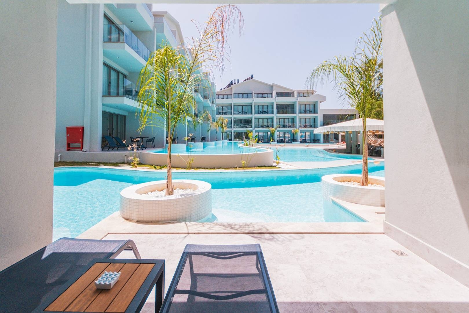 Fethiye Ölüdeniz'de Modern Tasarımlı, Ortak Havuzlu, Konforlu Oda