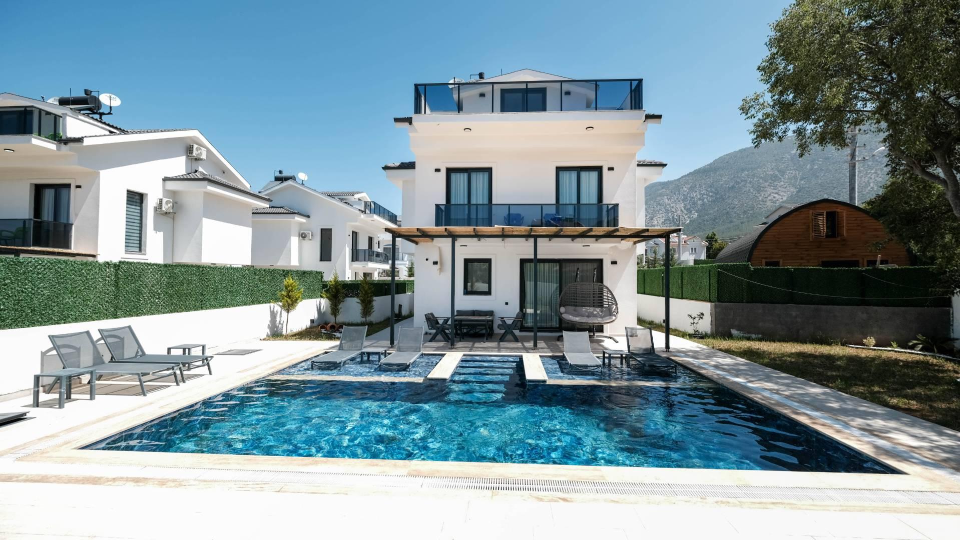 Fethiye Ölüdeniz'de Muhteşem Doğada, Özel Havuzlu, Lüks Villa-41428
