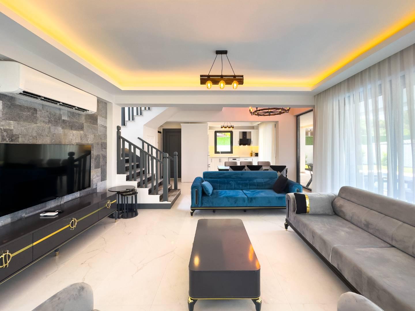 Fethiye Ölüdeniz'de Muhteşem Konumda, Özel Havuzlu, Modern Villa-36893