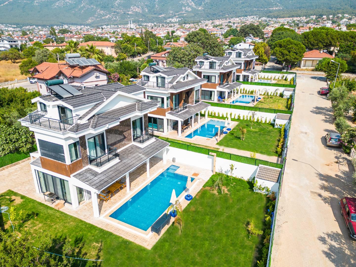 Fethiye Ölüdeniz'de Muhteşem Konumda, Özel Havuzlu, Modern Villa-36893